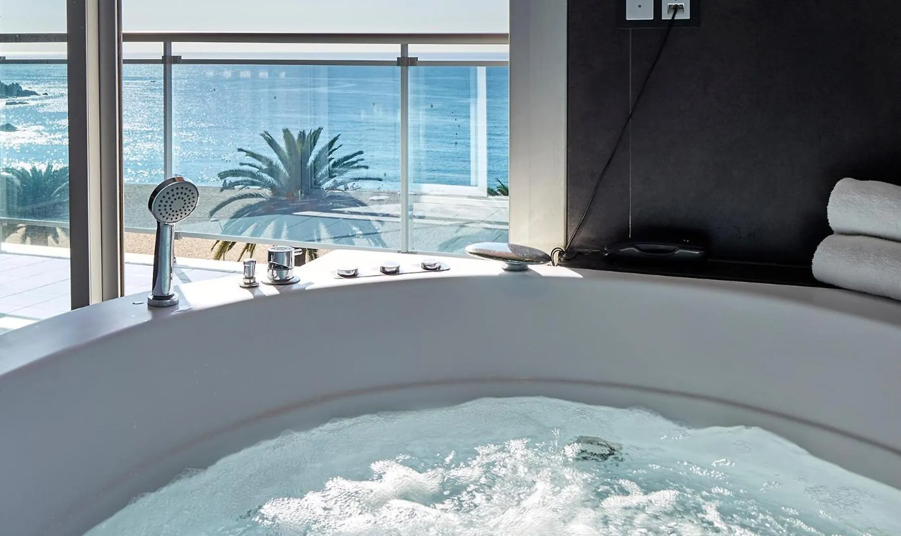 Hotel Surf Mar Lloret de Mar 4*,  Spain